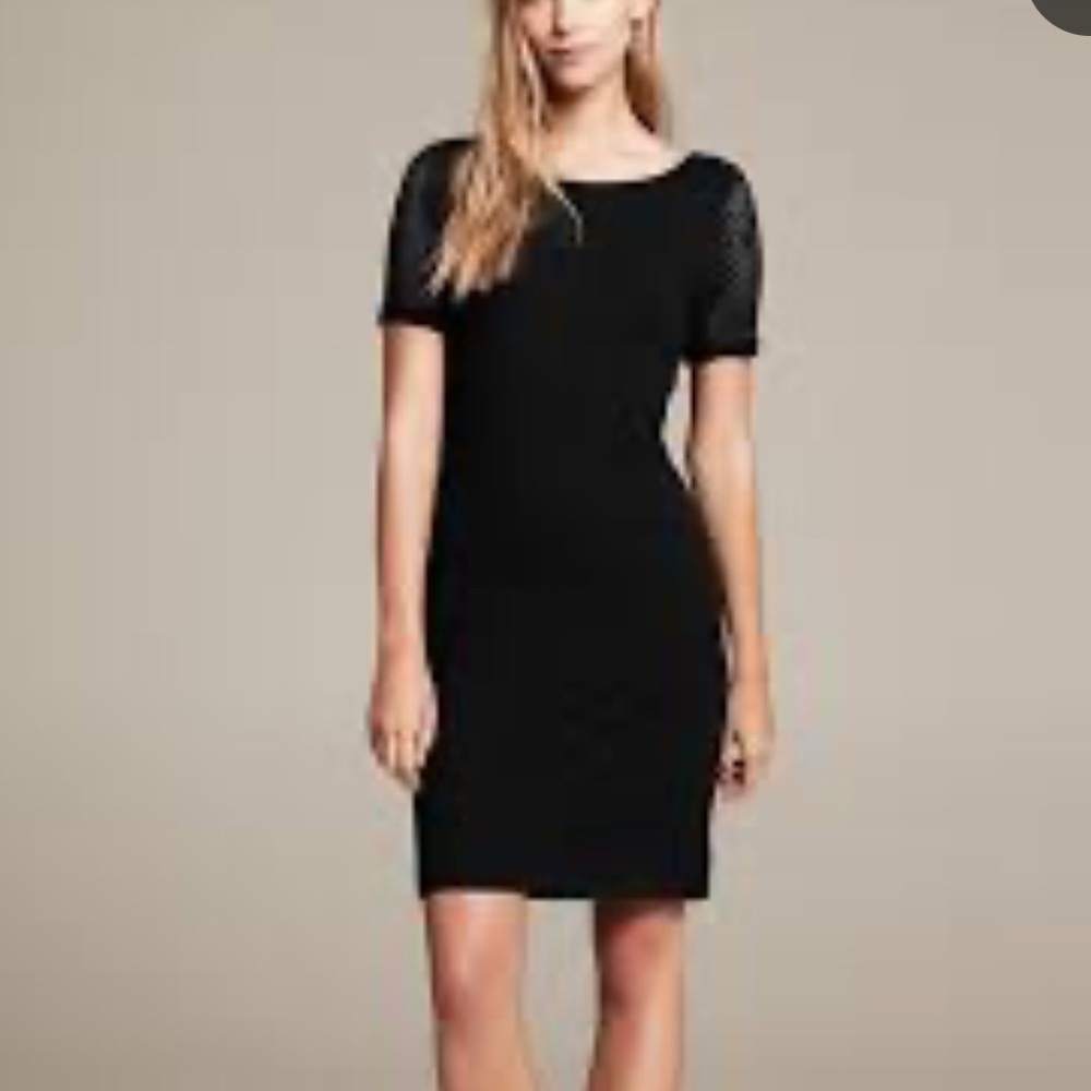 Banana Republic black sheath dress sz 10